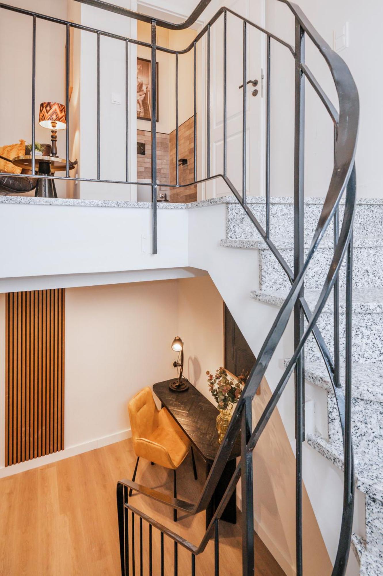 S331 - Luxurious Two Bedroom Duplex Apartment In Кёльн Экстерьер фото
