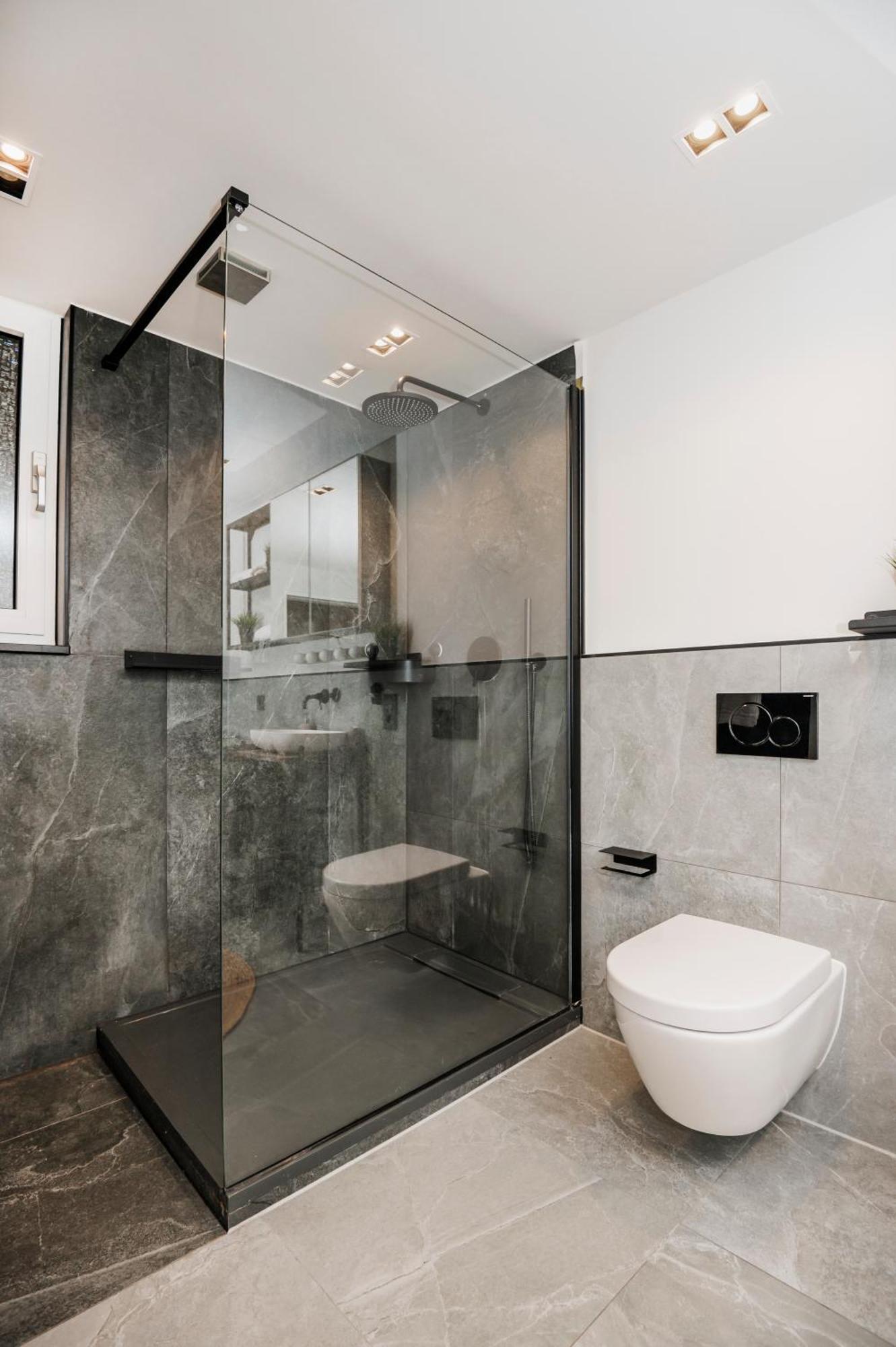 S331 - Luxurious Two Bedroom Duplex Apartment In Кёльн Экстерьер фото