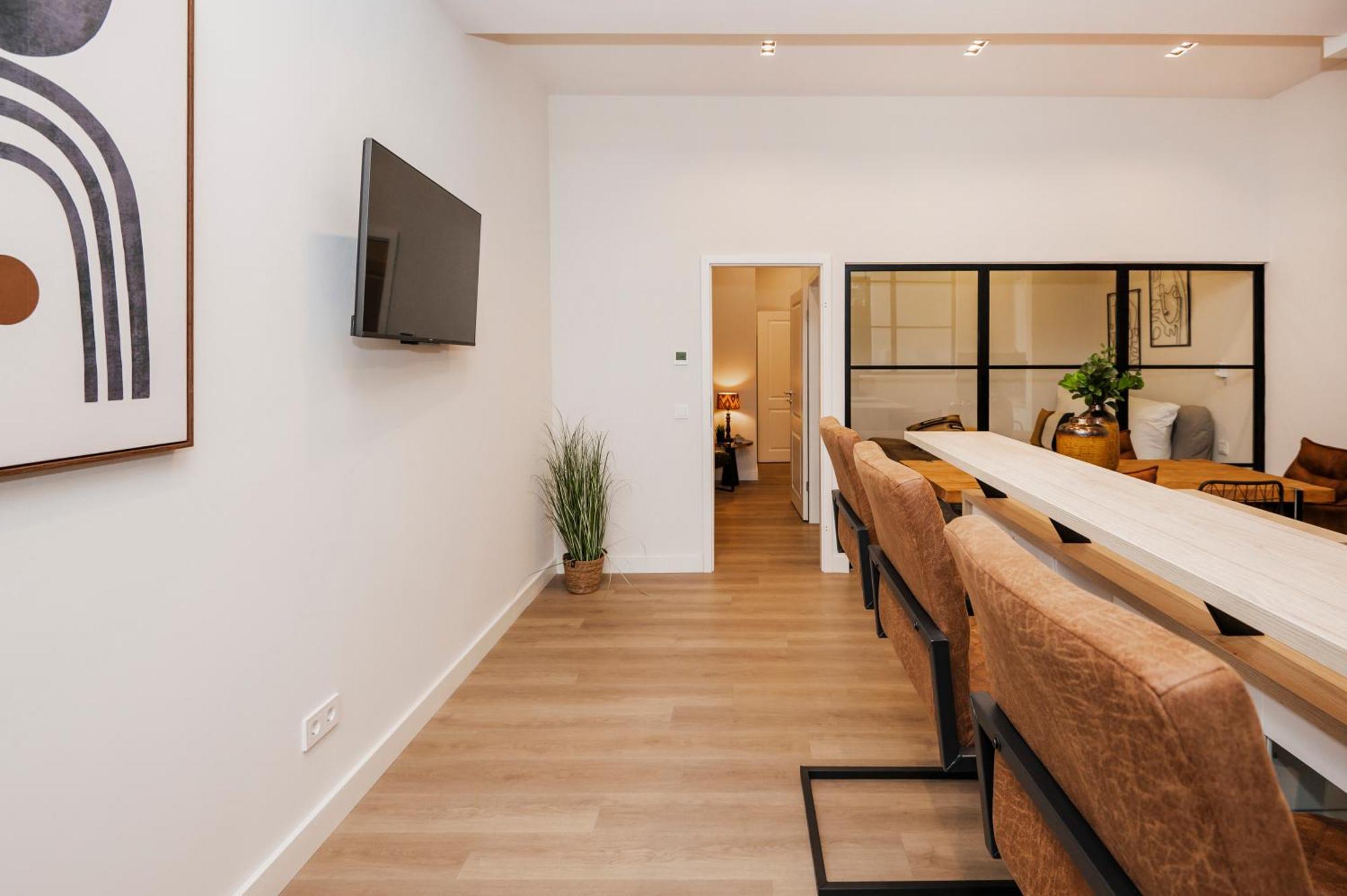 S331 - Luxurious Two Bedroom Duplex Apartment In Кёльн Экстерьер фото
