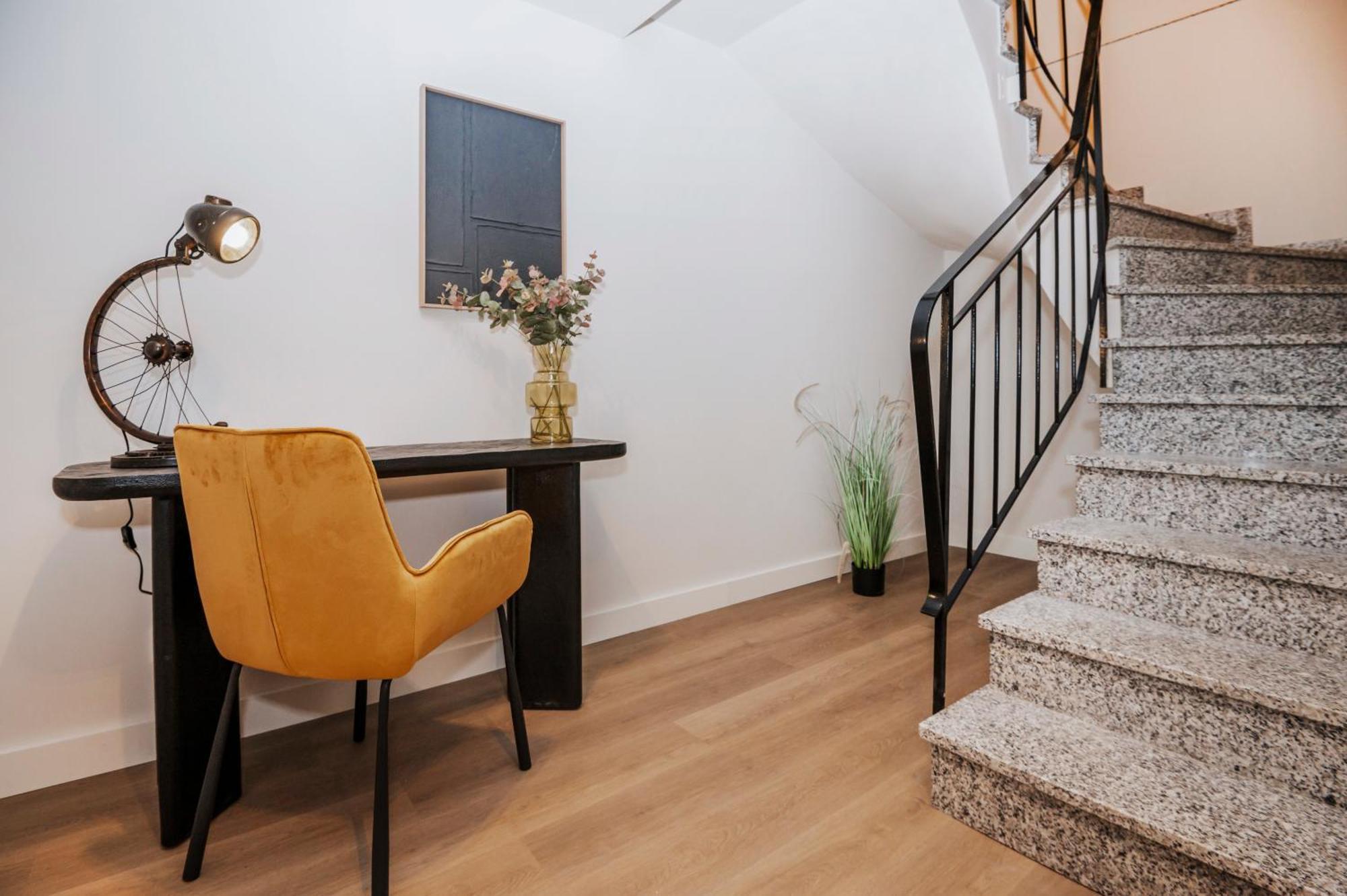S331 - Luxurious Two Bedroom Duplex Apartment In Кёльн Экстерьер фото
