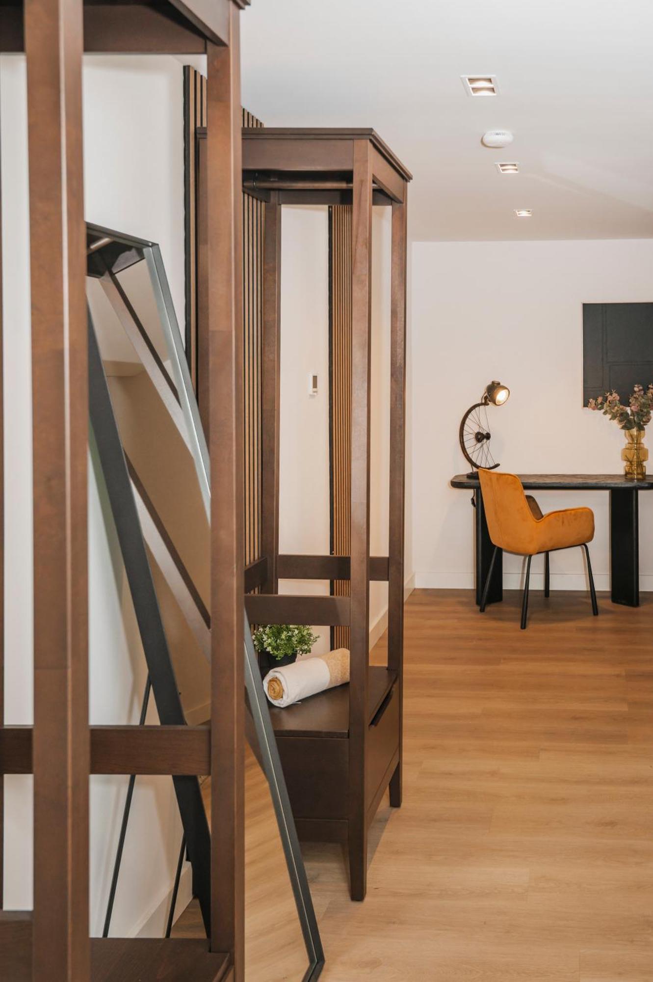 S331 - Luxurious Two Bedroom Duplex Apartment In Кёльн Экстерьер фото