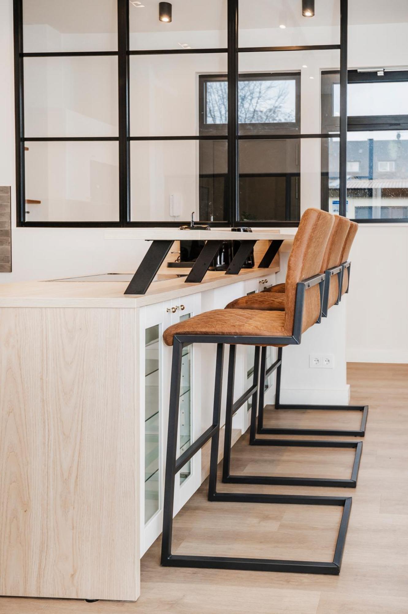 S331 - Luxurious Two Bedroom Duplex Apartment In Кёльн Экстерьер фото
